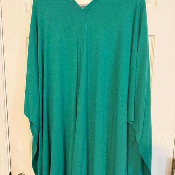 NWT Green Casual Spring Poncho without sleeves Plus Size 3X - Picture 3 of 3
